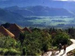 Wamena Baliem Valley Resort מראה חיצוני תמונה